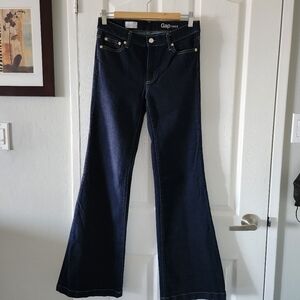 NWOT Gap Midrise Flare Jeans 27r
